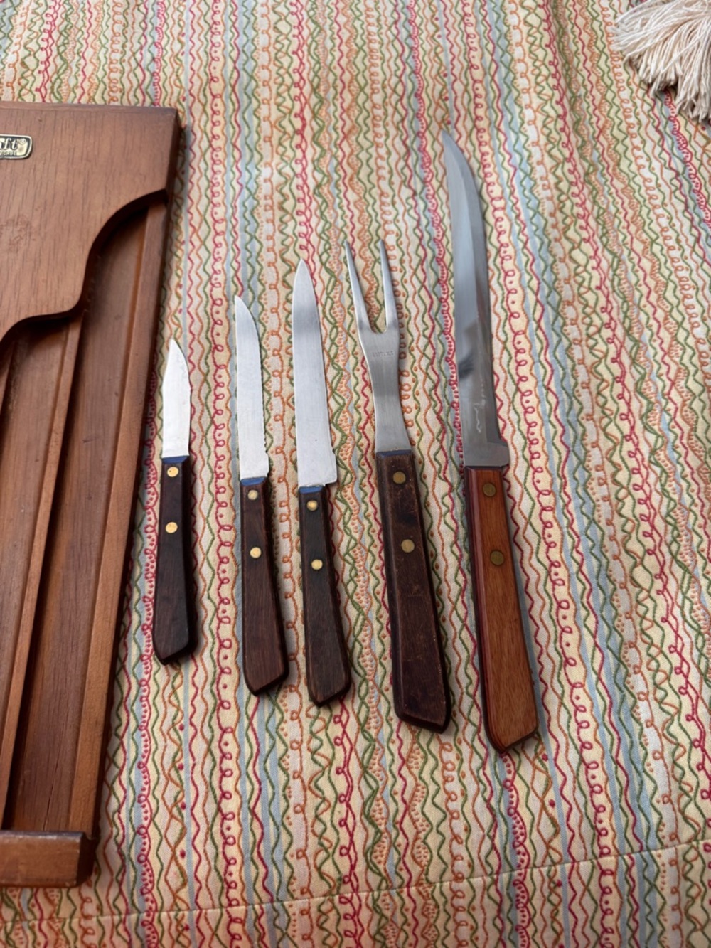 Vintage Forgecraft by Washington Forge 5-piece knife set wooden hanging storage - Picture 4 of 8